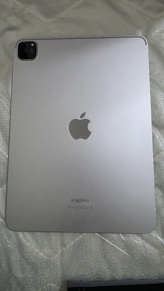 ipad pro M2 11 inch - 1