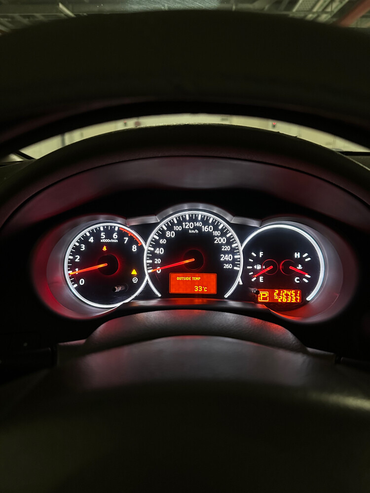 Nissan Altima 2012 Neat & clean - 6