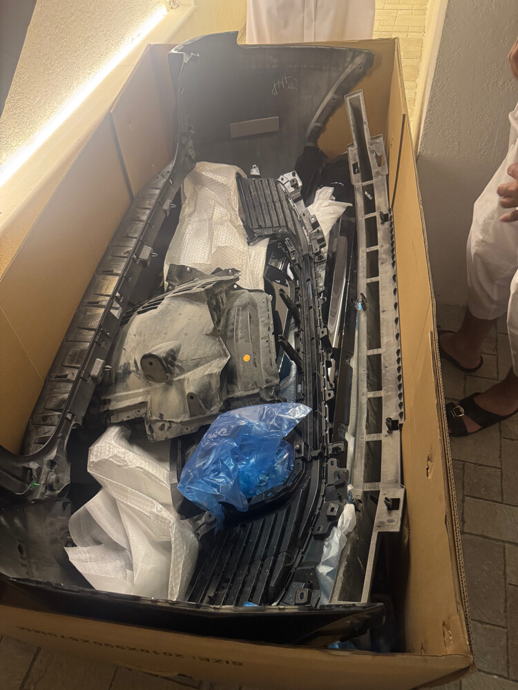 قطع غيار خارجية اصليه وكالة  - 1