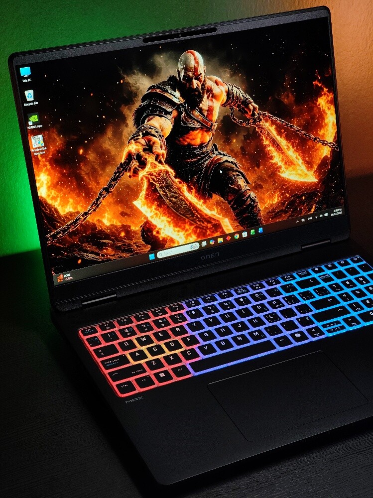ultra 7 255HX /5070 /32 ram/1TB - 9