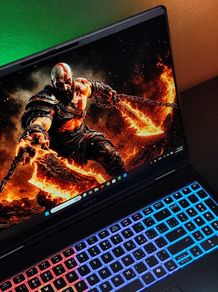 ultra 7 255HX /5070 /32 ram/1TB - 8