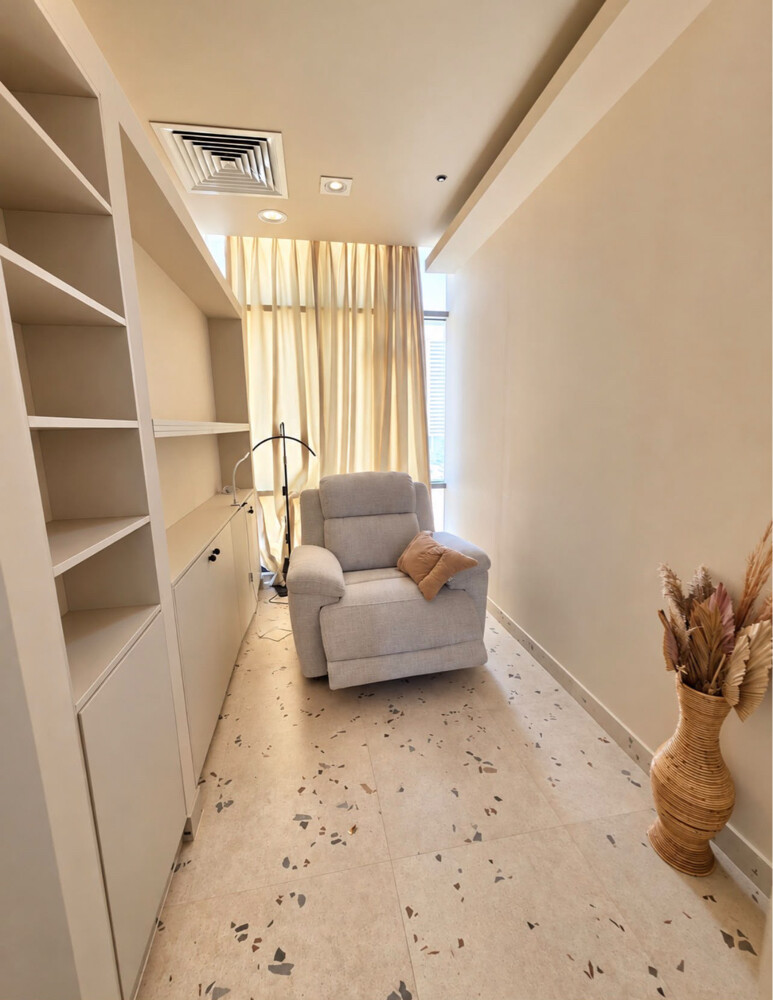 SALON & SPA FOR SALE-LUSAIL MARINA - 4