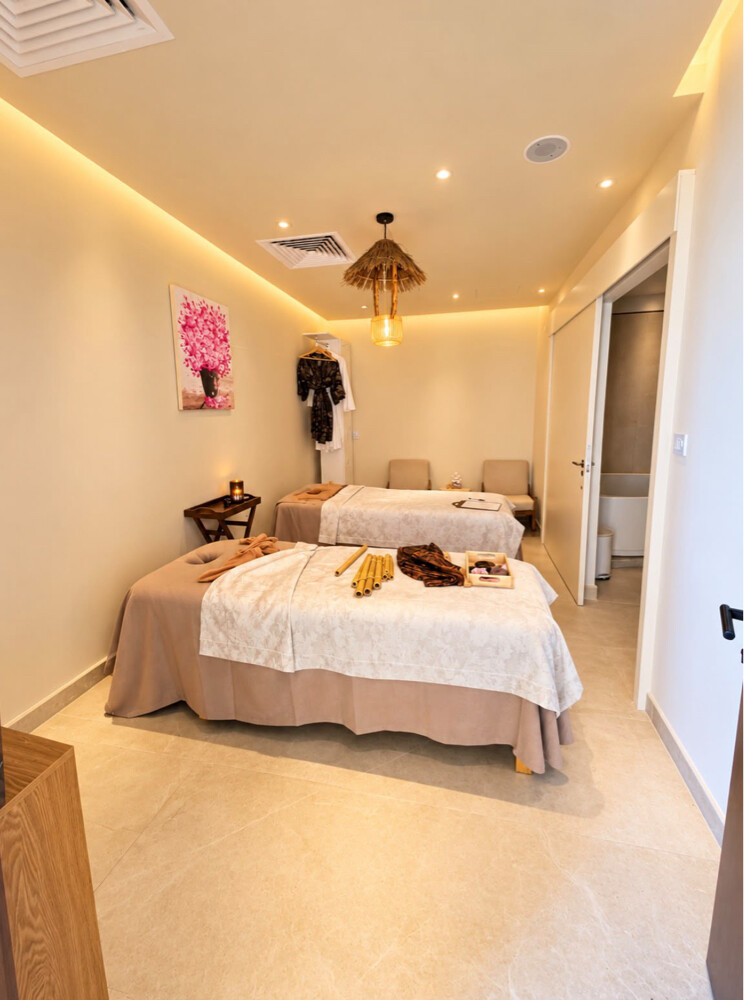 SALON & SPA FOR SALE-LUSAIL MARINA - 5