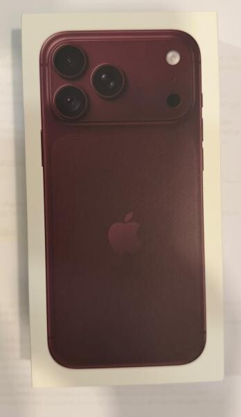 iPhone 18 pro max 256GB - Burgundy - 1