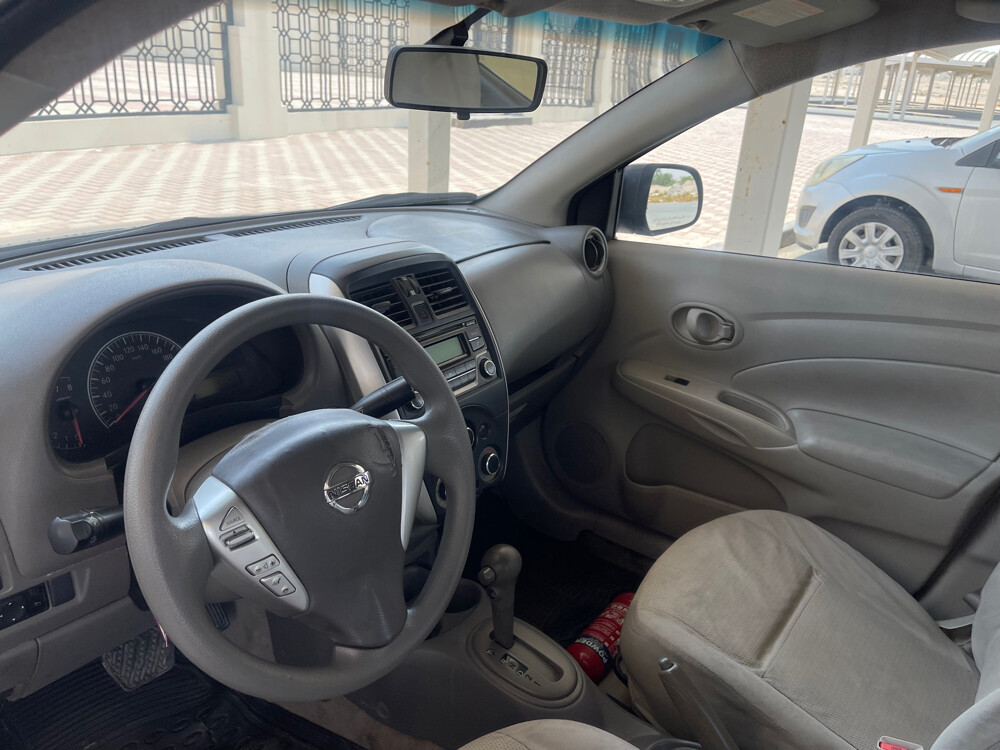 Nissan Sunny 2020 - 2