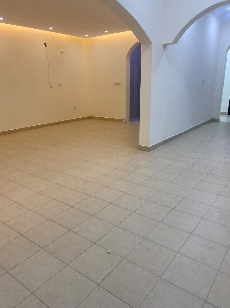بالمكيفات ١٣٠٠٠ بدون مكيفات ١٢٠٠٠ - 5