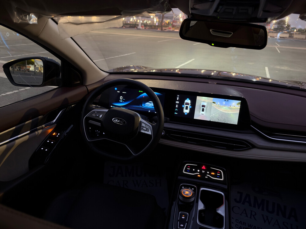 JAC JS6 2026 FLAGSHIP FULL OPTION  - 9