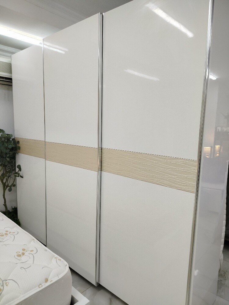 FOR sale  BEDROOM SET - 9