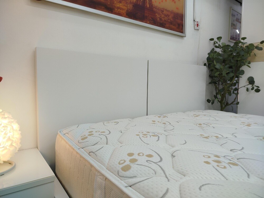 FOR sale  BEDROOM SET - 8