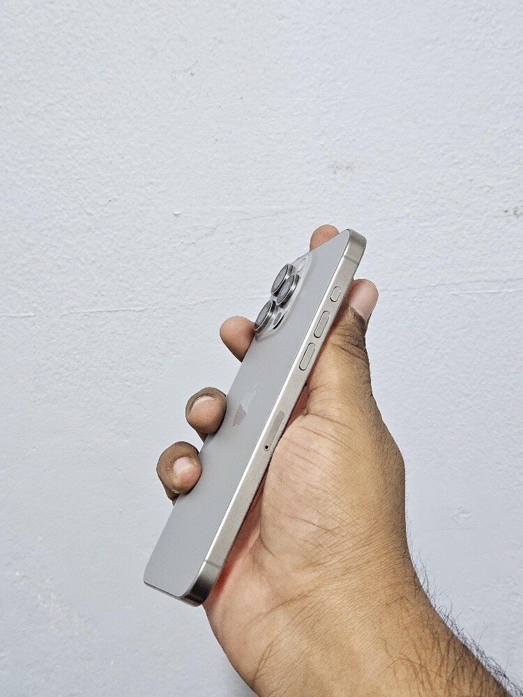 Iphone 15 Pro Max 256GB - 3