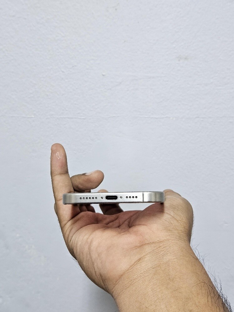 Iphone 15 Pro Max 256GB - 4