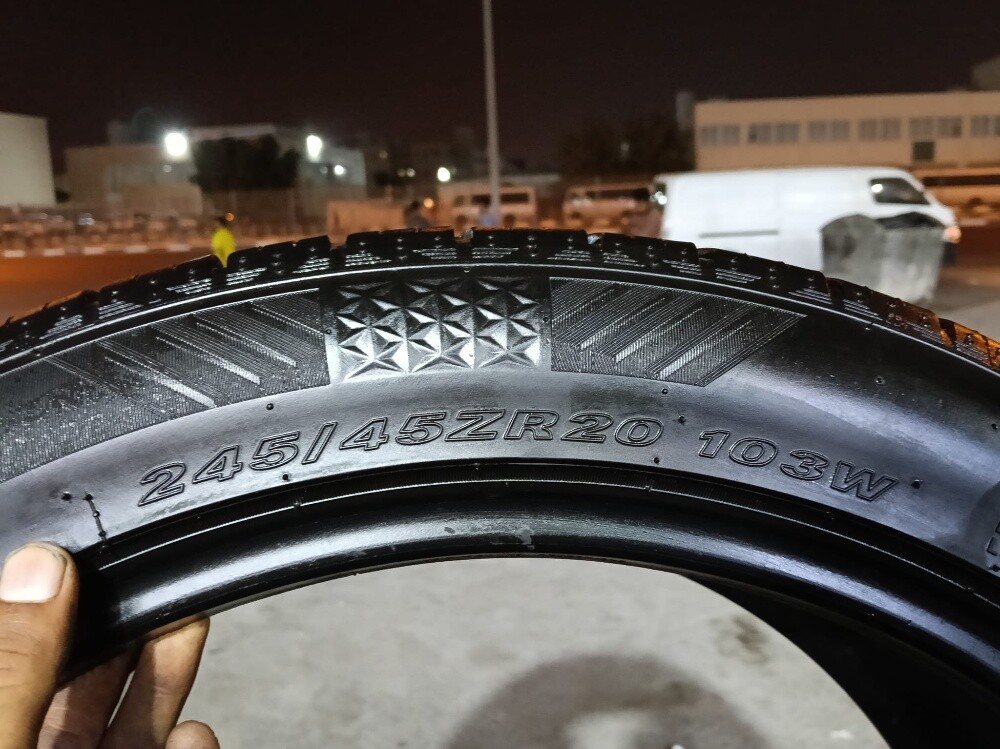 245/45/ZR20.Nexen Brand - 5