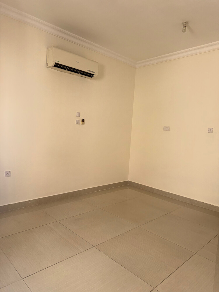 family apartment In Wakra - 2