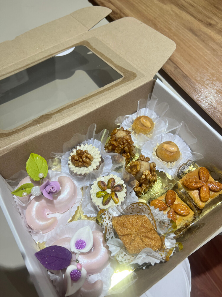 Algerian traditional sweets - 1