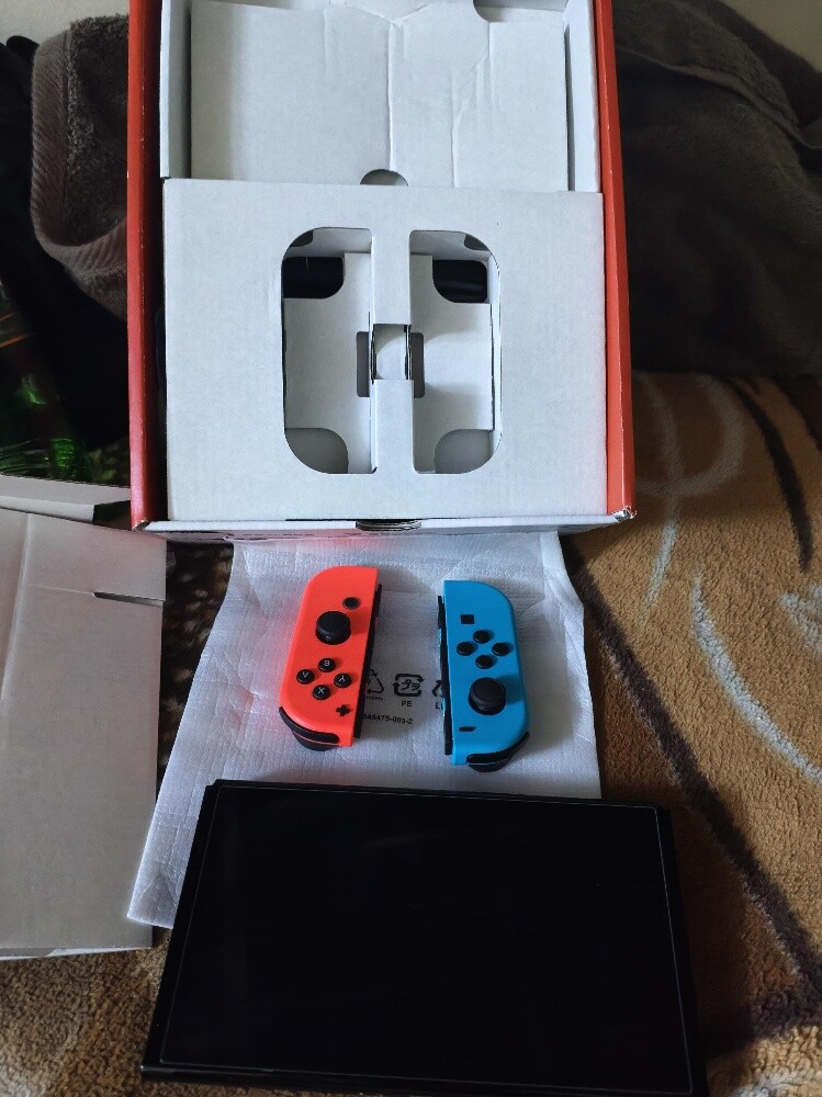 Nintendo switch oled same new - 5