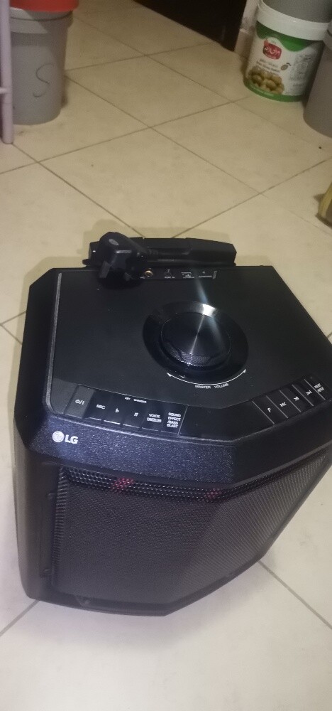 LGxboom speaker - 3