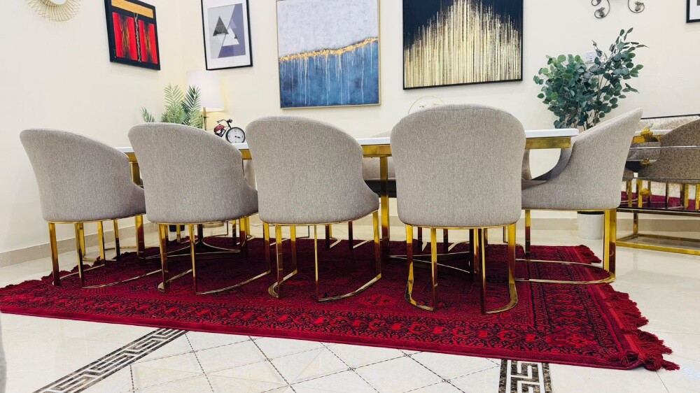 midas brand dining table for sell - 11