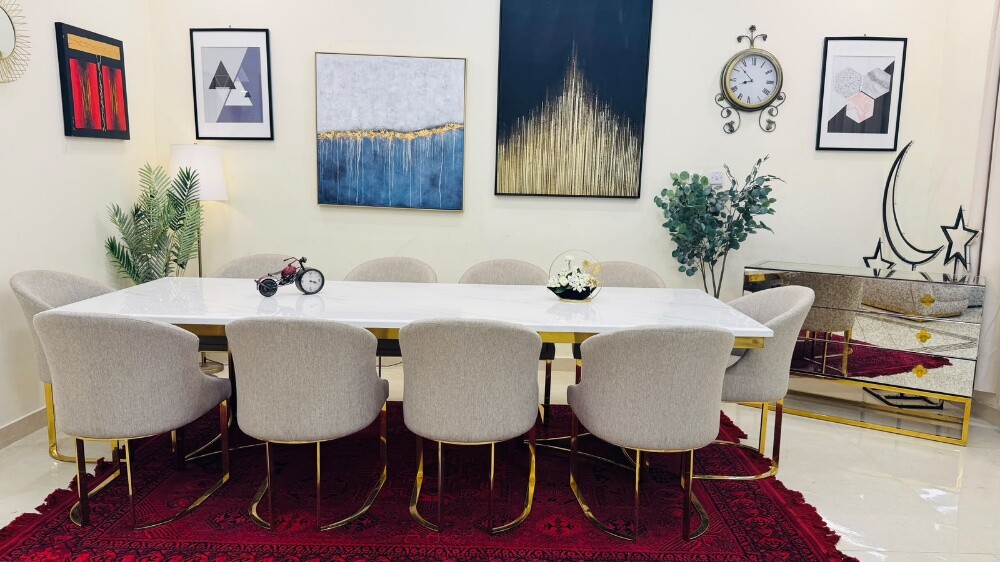 midas brand dining table for sell - 8
