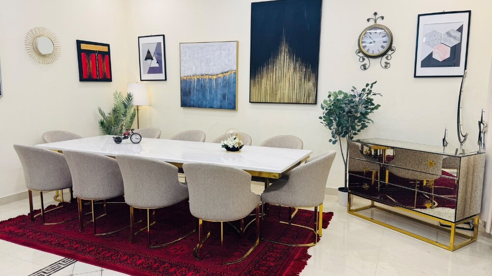 midas brand dining table for sell - 7