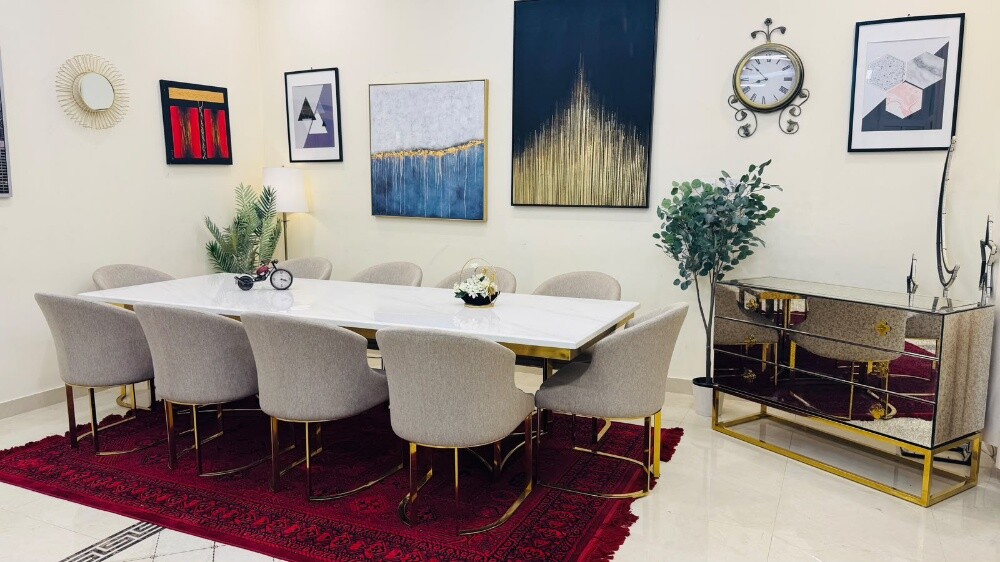 midas brand dining table for sell - 6