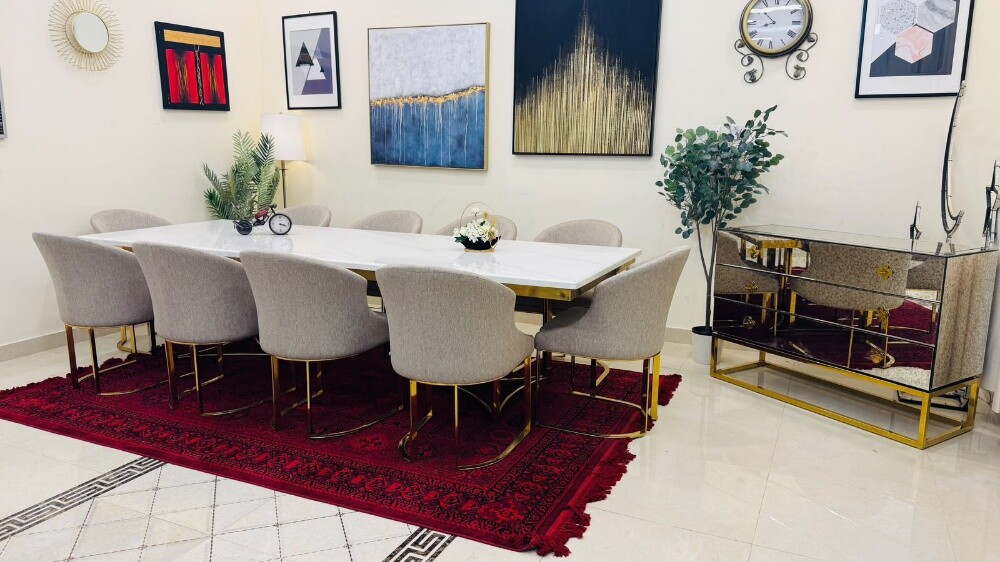 midas brand dining table for sell - 10