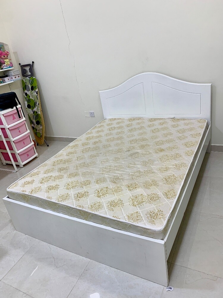 House furniture selling - 12