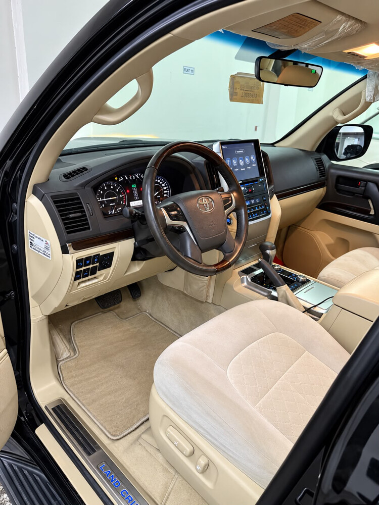 GXR V8 low mileage - 6