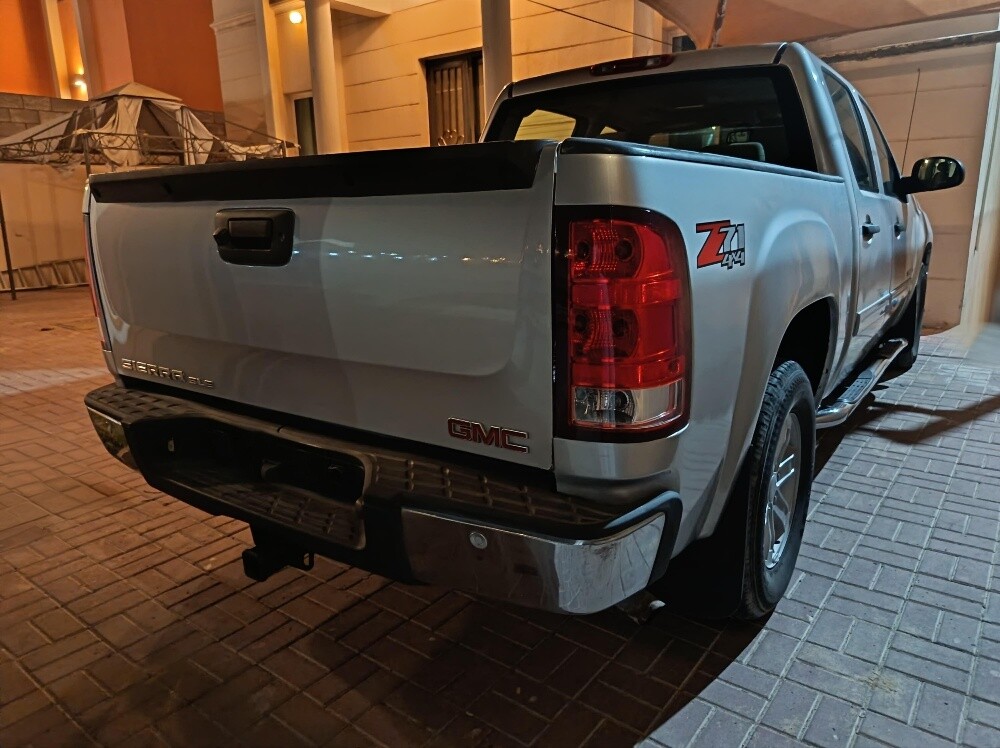 GMC Sierra 1500, 4WD. - 4