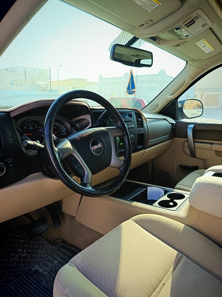 GMC Sierra 1500, 4WD. - 6