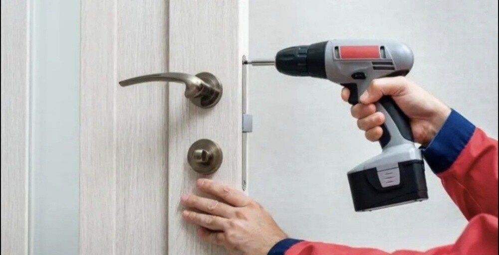 professional carpenter services - 1