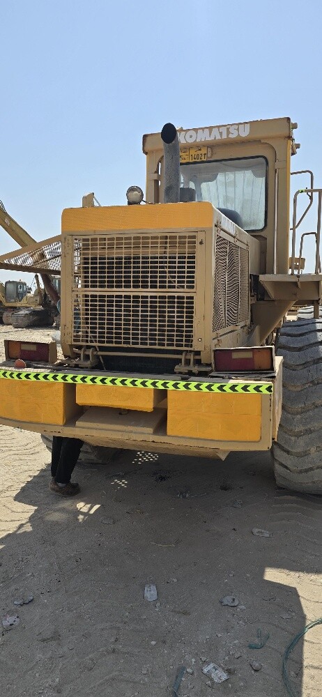 Kumatsu wheel loader WA 420-1 - 11