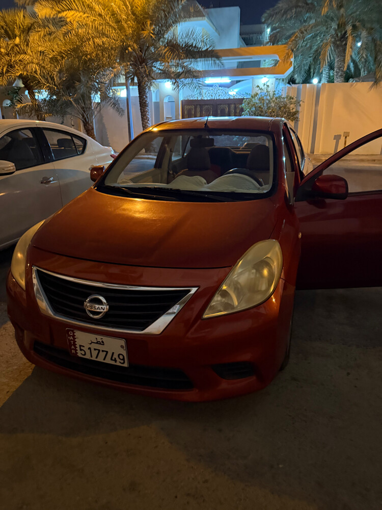 Nissan Sunny - 1