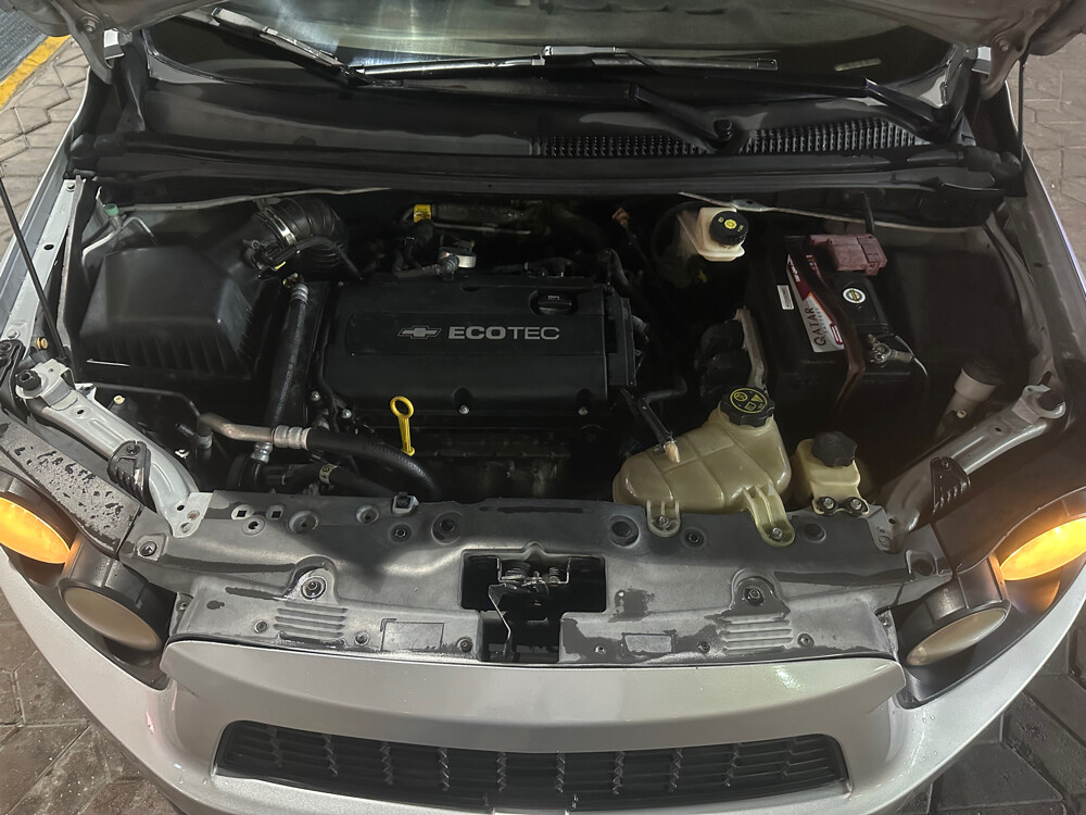 Chevrolet sonic 2014 - 8
