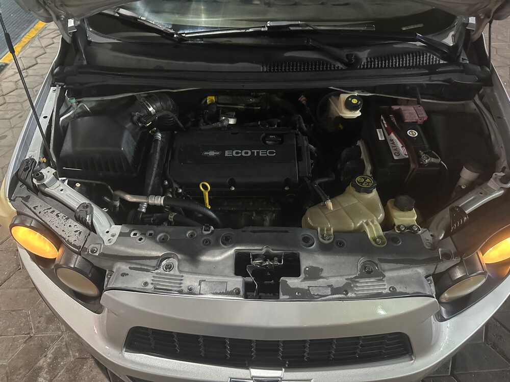 Chevrolet sonic 2014 - 4