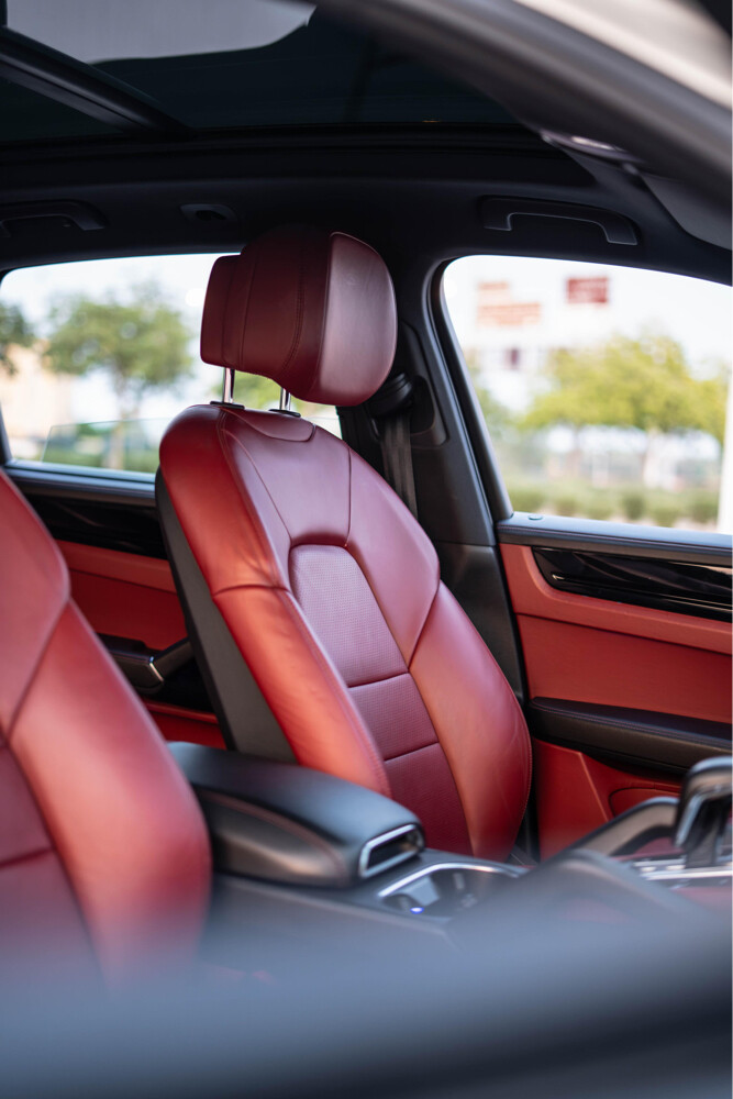 Porsche Cayenne 2019 - 5