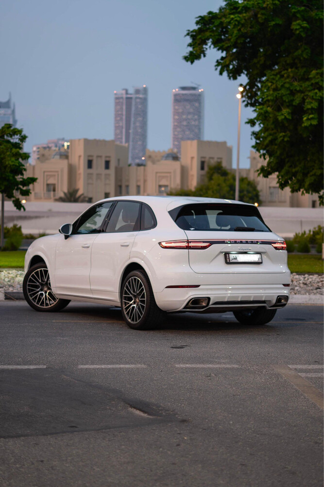 Porsche Cayenne 2019 - 11
