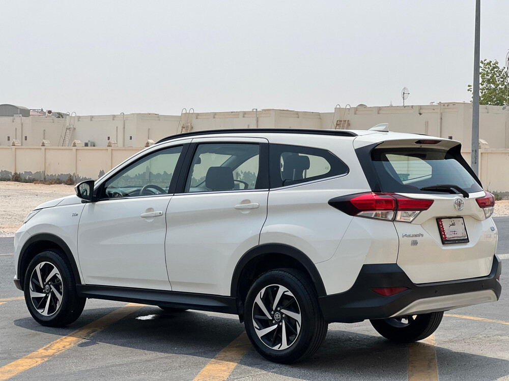TOYOTA RUSH 2022 - 3