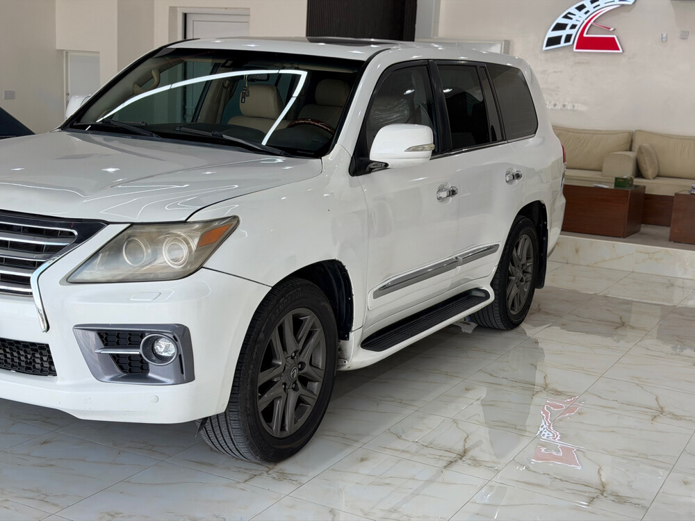 Lexus 2011 - 4