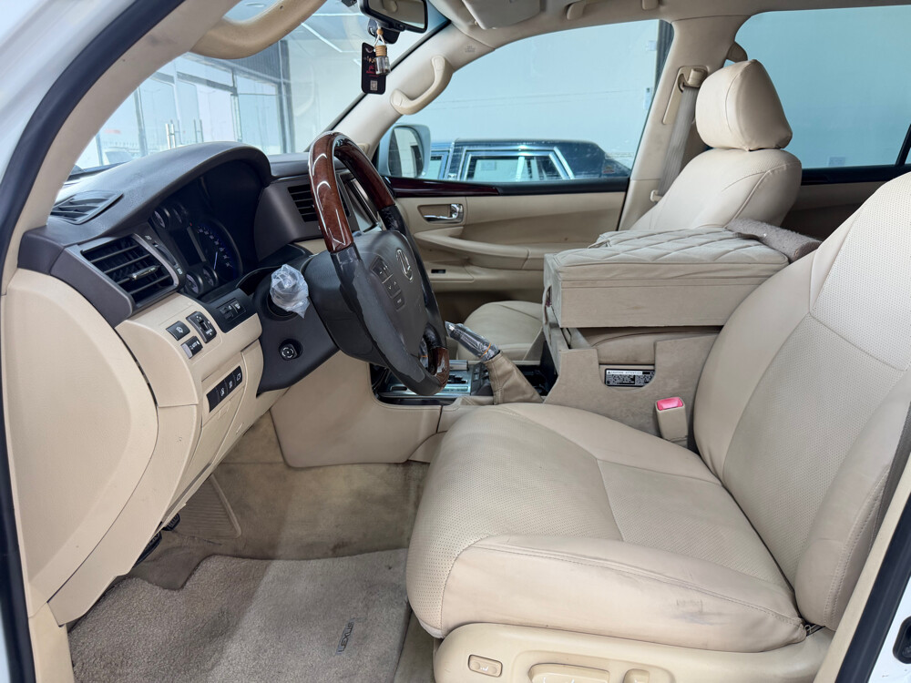 Lexus 2011 - 5