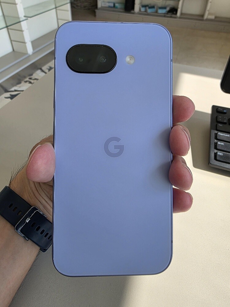 Google Pixel 9a 128GB Iris - 2