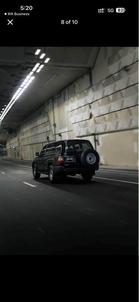 Land Cruiser {2006} - 2