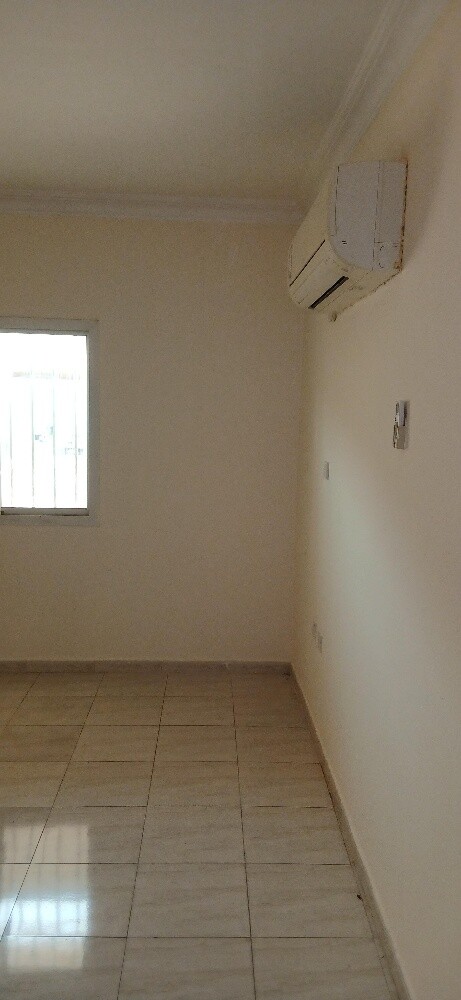 شقة سكنية في المسيلة  ٣غرف - 14