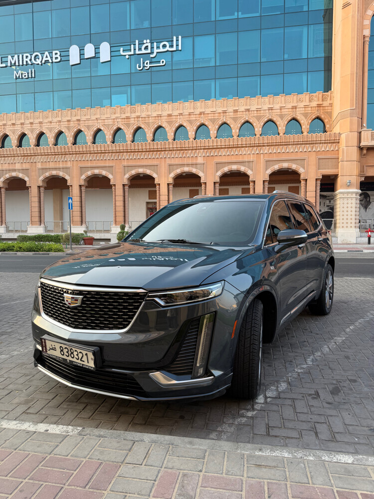 xt6 super clean car - 1