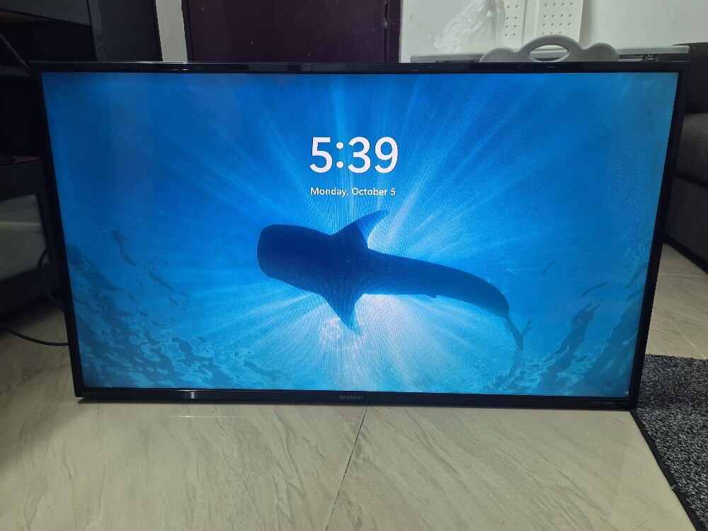 SHARP 40 INCH LED TV  + ANDROID BOX - 1