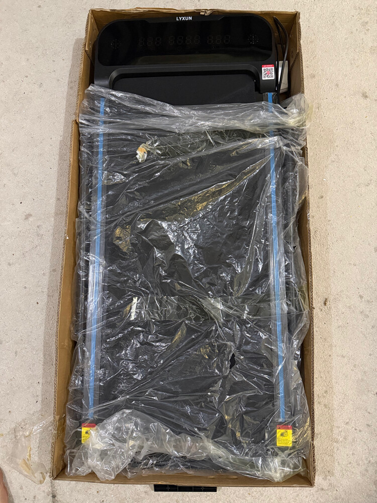 LYXUN foldable home treadmill  - 5