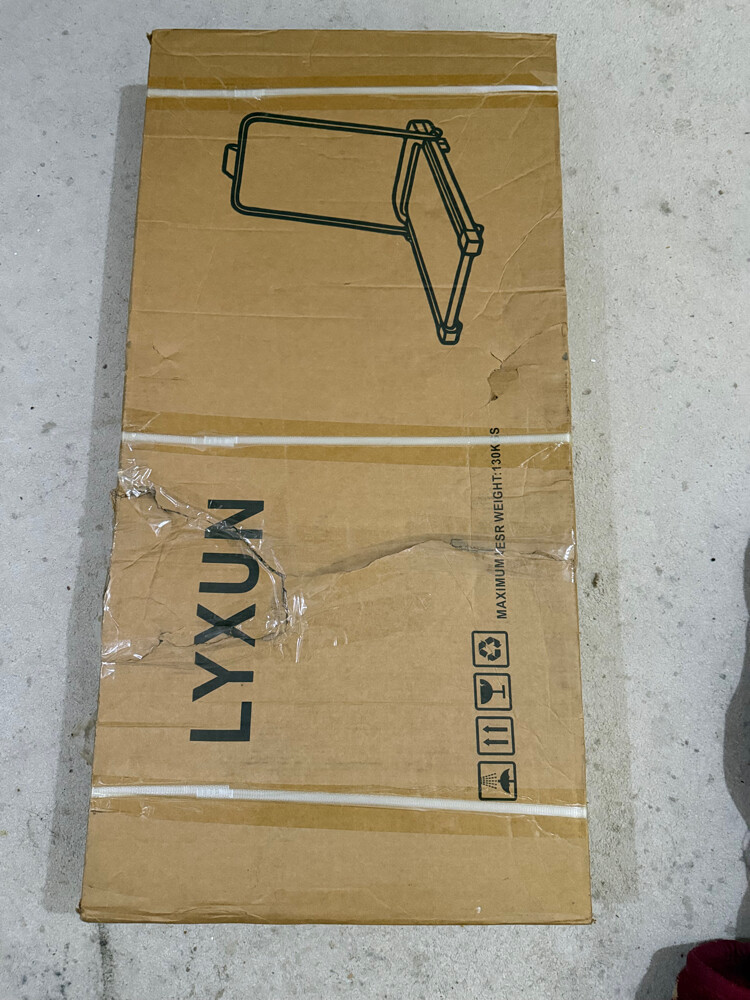 LYXUN foldable home treadmill  - 3
