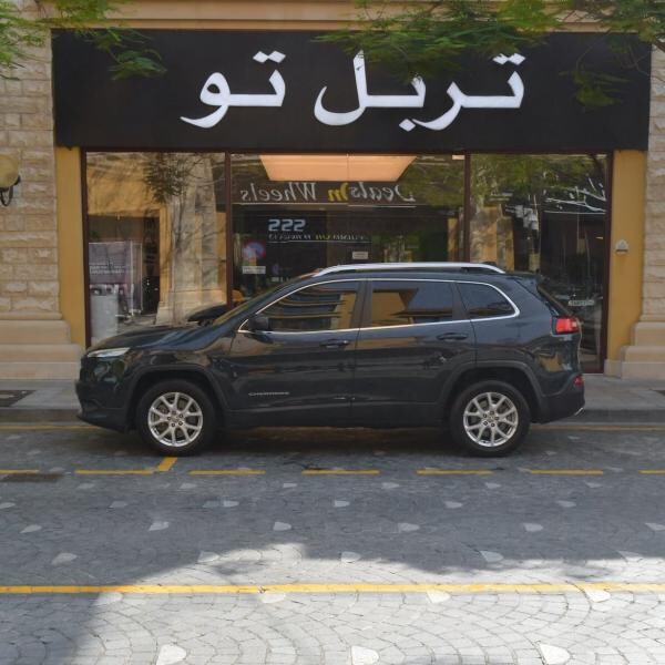 جيب شروكي 2017 - 10