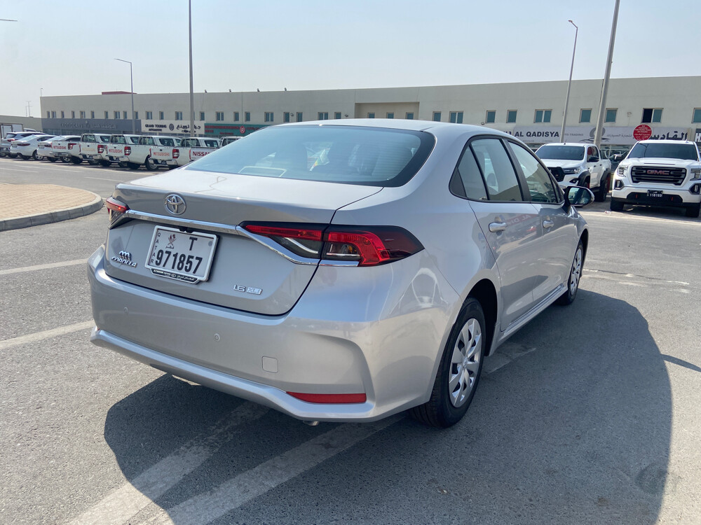 Corolla XLI 2026 white - 3