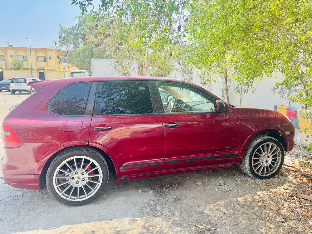 porsche Cayenne low mileage no acci - 4