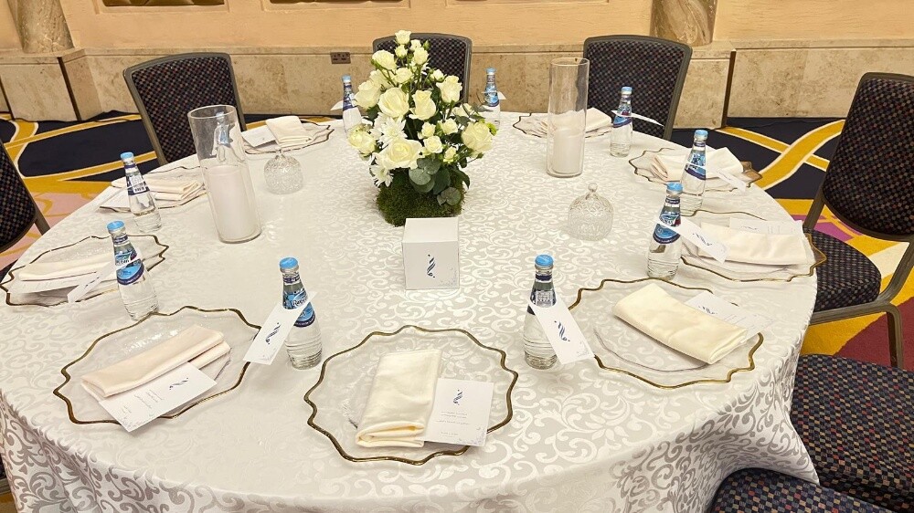 طاولات دائرية ومستطيلة راقية - 20